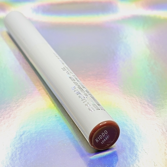 Colourpop Kiddo Lippie Stix LE - Picture 4 of 6